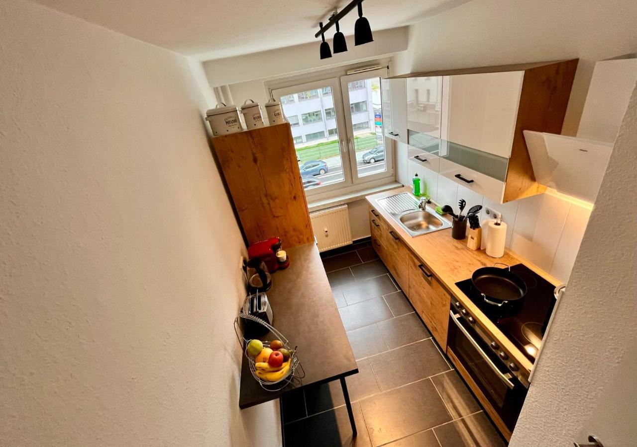 NEU: Kingsizebett im Zentrum Wohlfühlen&Arbeiten Chemnitz Exterior foto