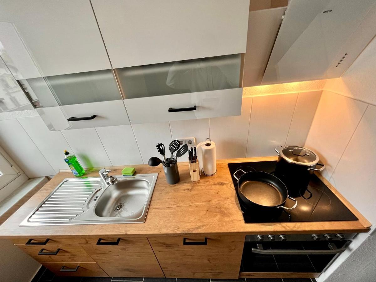 NEU: Kingsizebett im Zentrum Wohlfühlen&Arbeiten Chemnitz Exterior foto